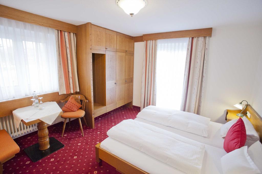 Gaestehaus Birkenhof Oberstdorf Room photo