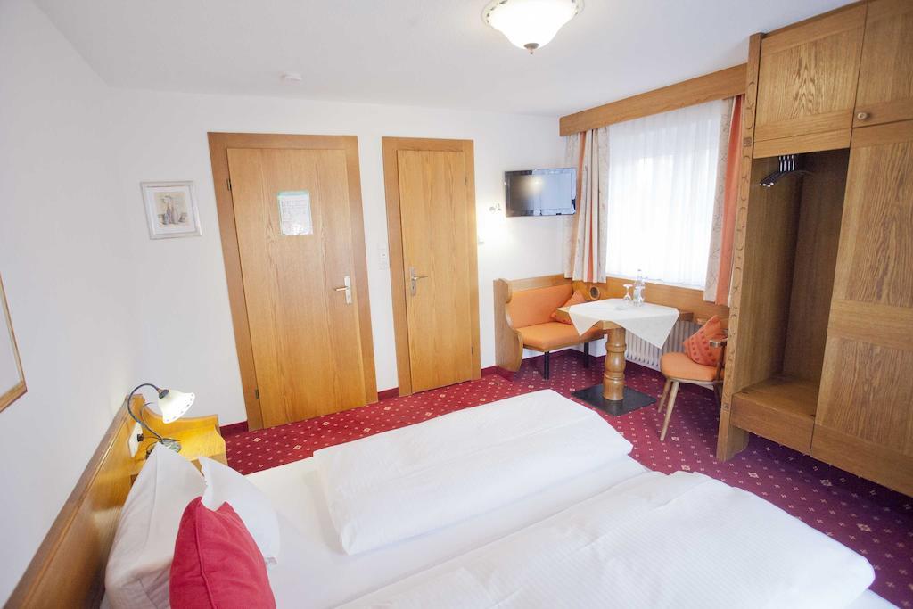 Gaestehaus Birkenhof Oberstdorf Room photo